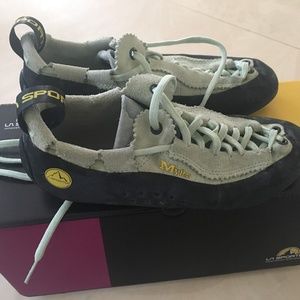 La Sportiva Womens Mythos Climbing Shoes